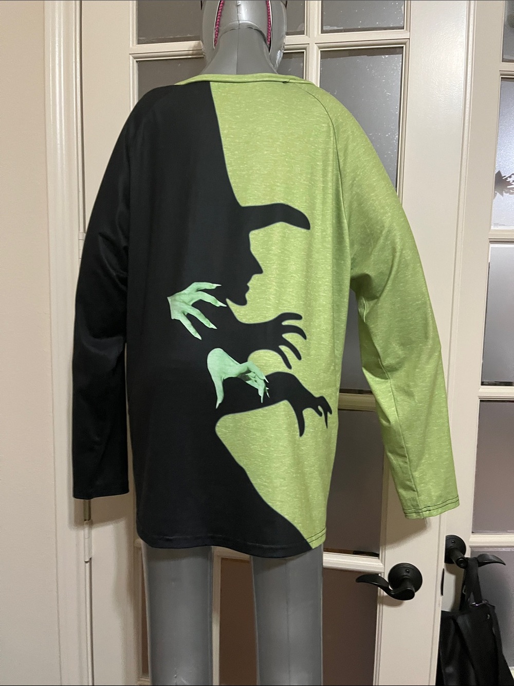 2X Wicked Witch shadow long sleeve tee - Picture 8 of 11